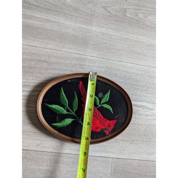 Vintage Ecstasy Oval Framed Embroidered Cardinal & Blue Jay Wall Art Set - Picture 7 of 7